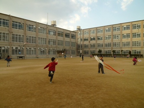 川岡東児童館01.jpg